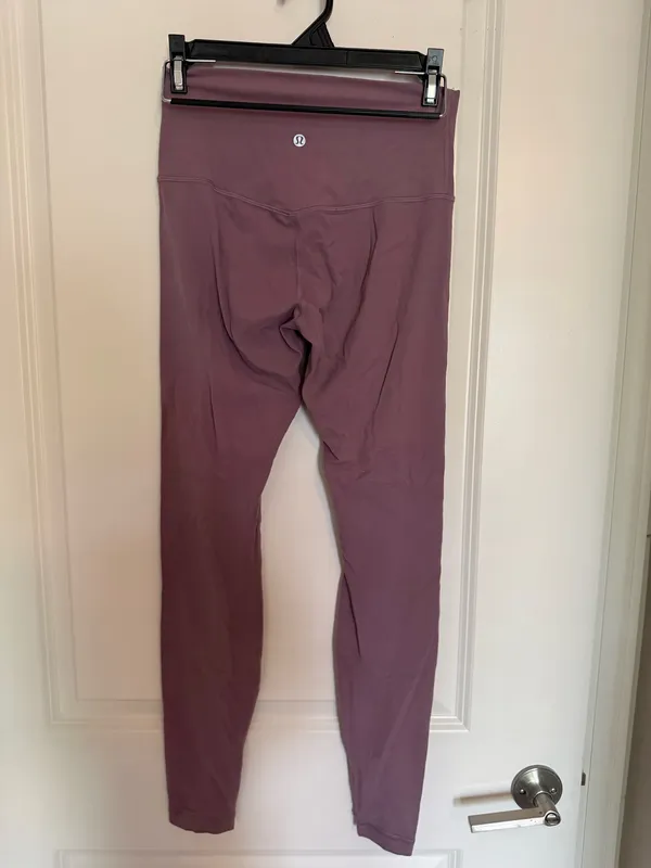 Mauve Lululemon Leggings Align 28" - Image 2
