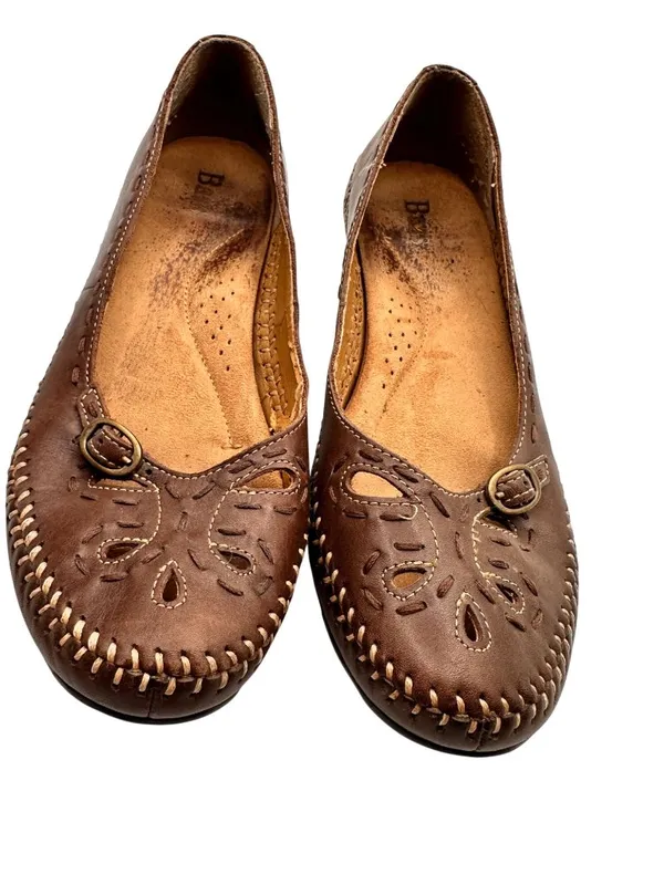 Bass Size 8m Brown Leather Slip-On Loafers Cutout Design Low Heel - Image 9