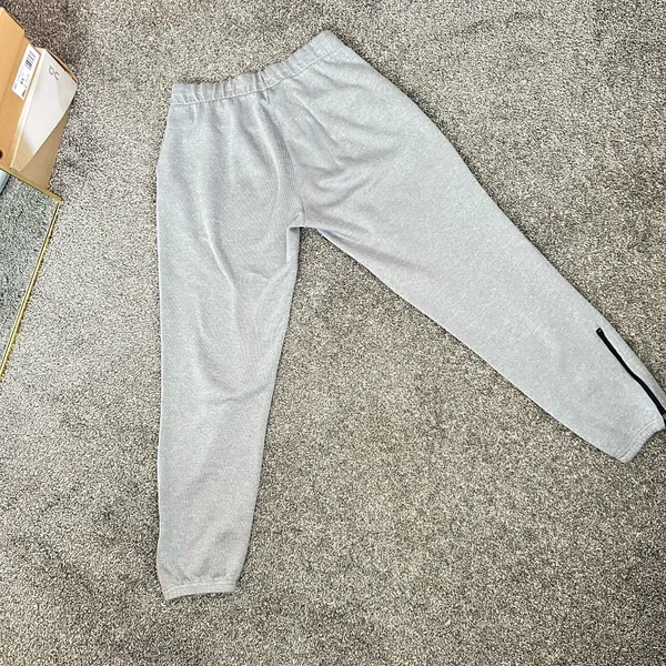 Women’s Nike Dri-Fit grey sweatpants Smll - Image 2