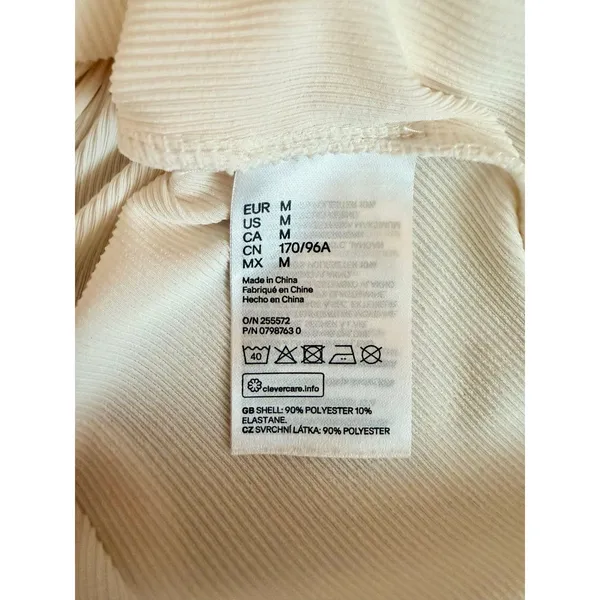 H&M Ivory Ribbed Mock Neck Long Sleeve Top Size Medium - Image 6