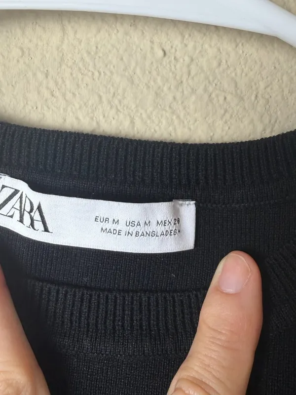 ZARA Ribbed Knit High Neck Sleeveless Sweater Tank Top Size Medium Black - Image 4