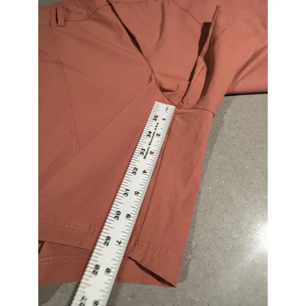 Gerry Women's Coral Pink Cargo‎ Hiking Shorts Size L/G Quick Dry Zip Pockets - Image 4