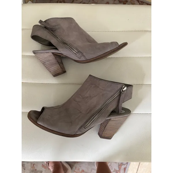 Paul Green Taupe Grey Leather Peep Toe‎ Slingback Booties Size 6 Made in Austria - Image 5