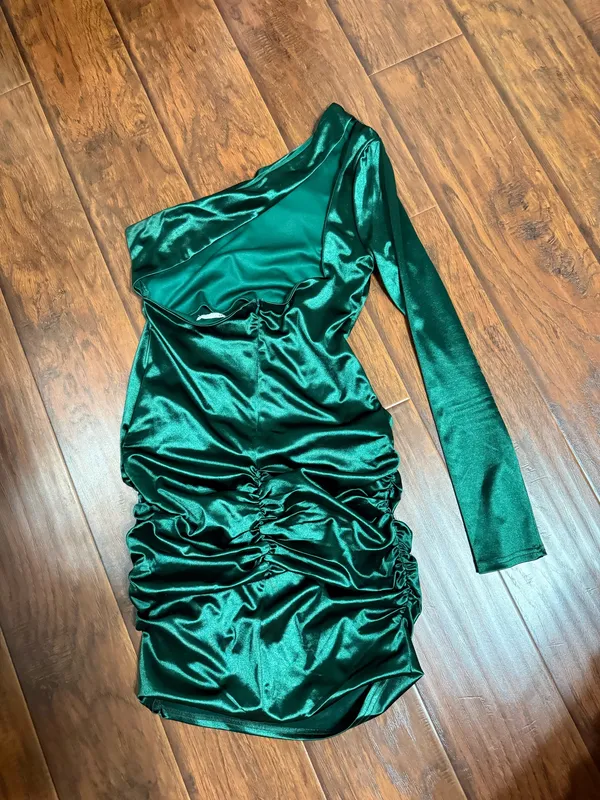 Green Semi - Image 2