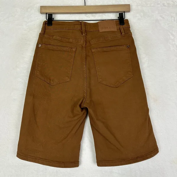 Judy Blue High Waist Garment Dyed Tummy Control Bermuda Shorts Size Medium EUC - Image 4