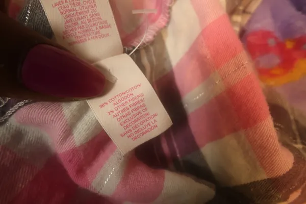 Victoria's Secret plaid flannel pajamas sleep shirt in pink, black and white size small. - Image 11