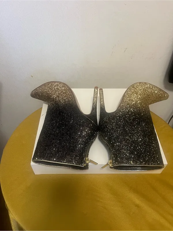 Shoe Dazzle Black to Gold Ombre Glitter Stiletto Ankle Boots - Image 9