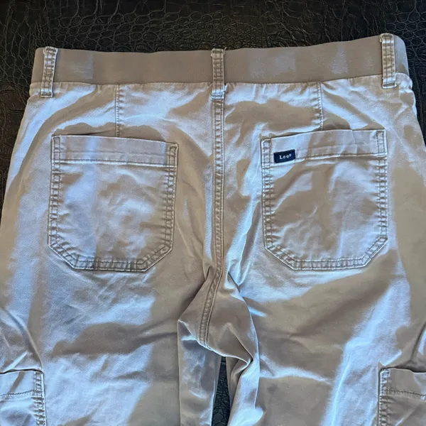 Lee Women’s Cargo Pants Gray Relaxed Fit Mid Rise Straight Leg Size 12 Medium - Image 6