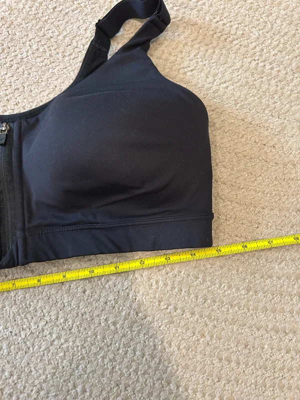 Old Navy sports bra  - Image 7