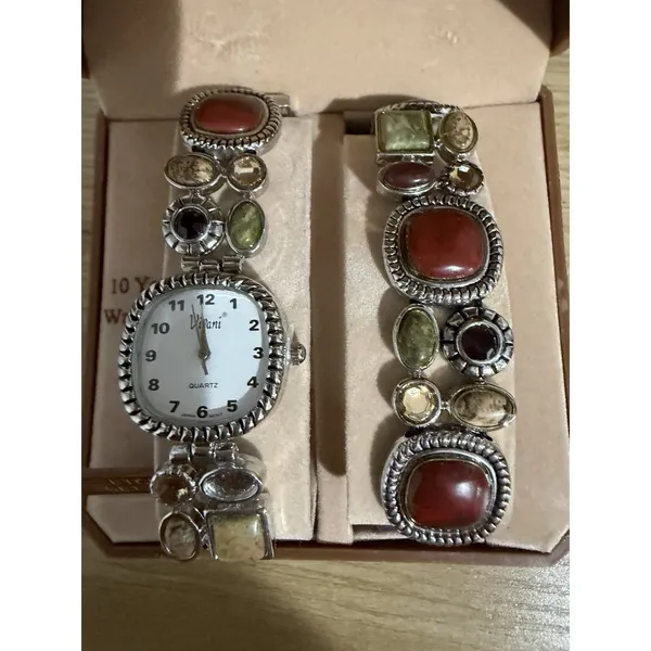 Vivian Woman's Watch & Matching Bracelet With Stone Gem Accents‎ New In Box READ - Image 3