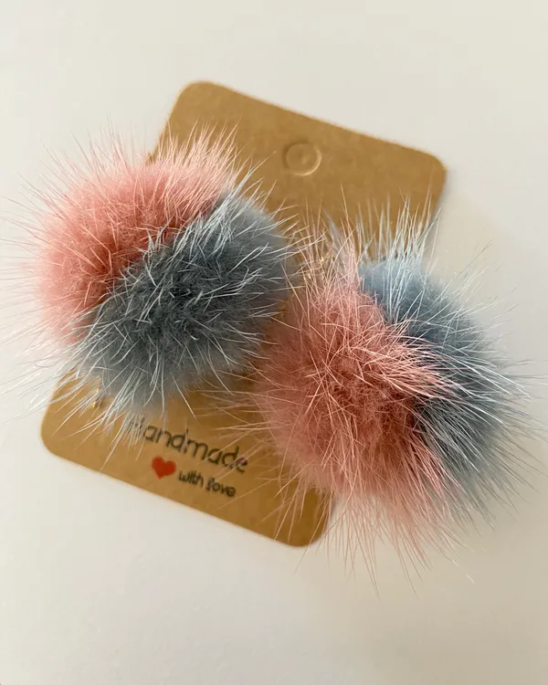 Kawaii faux fur pompom dangle threader earrings✨ - Image 4
