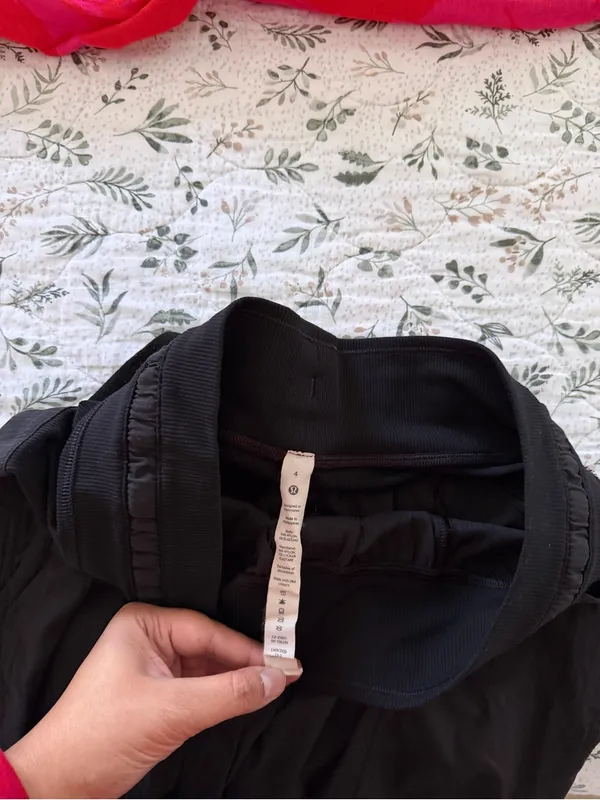 Lululemon Black Dance Joggers Elastic Waist - Image 11