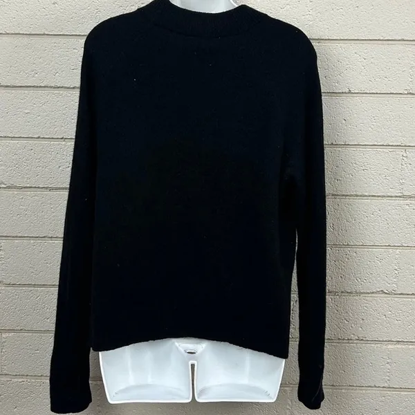 Athleta Black Wool Blend Sweater size M - Image 2
