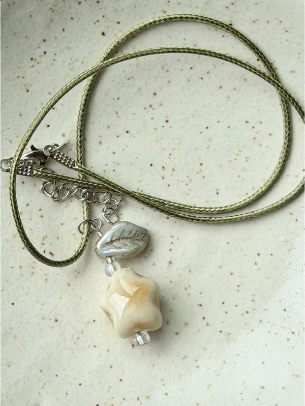 Handmade ceramic star boho fairy cottage necklace⭐️💚 - Image 4