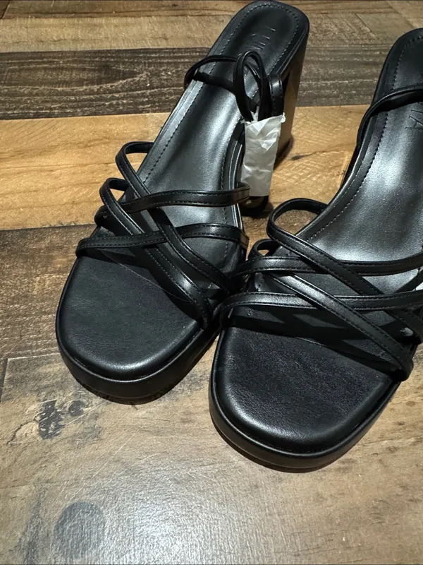 Black Strappy Block Heel Sandals Lumuta size 11 NEW - Image 2
