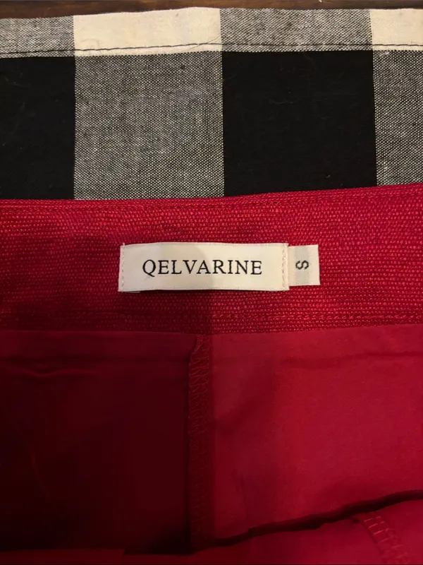 Qelvarine red pleated y2k vibes skirt small - Image 2