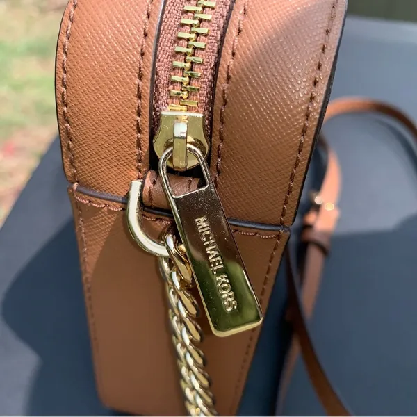 Michael Kors Jet Set Brown/Acorn Large Crossbody Purse - Image 5