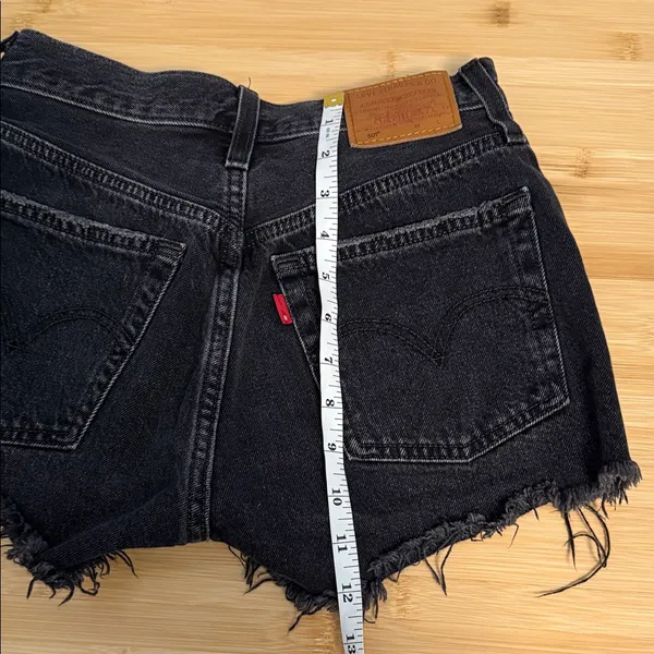 Levi's 501 24 Waist Women's Teen Girl Black Distressed Button Fly Denim Shorts - Image 10