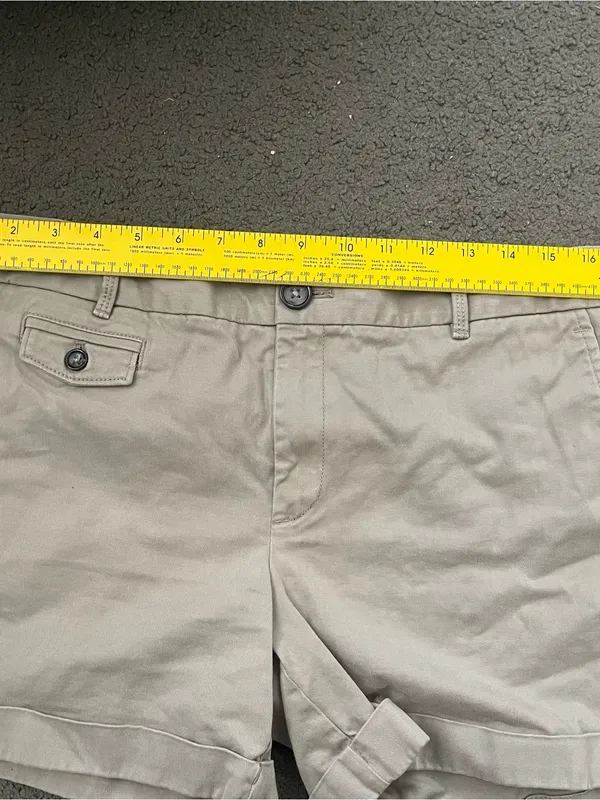 Banana Republic Khaki Cuffed Twill Shorts - Image 3