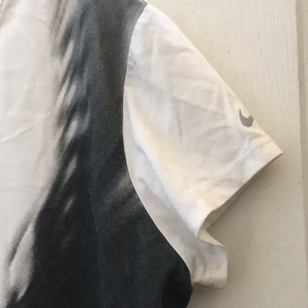 FINAL MARKDOWN Nike dri fit tee large - Image 6