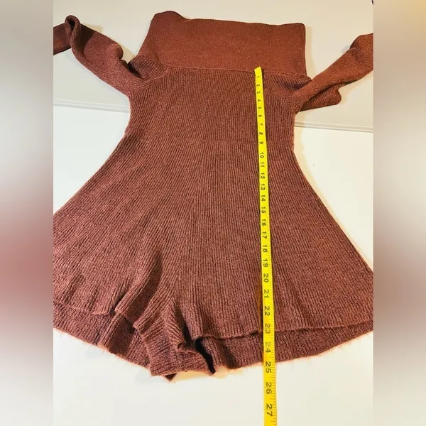 Grace Off-the-Shoulder Knit Romper in Dark Brown Large NWOT $59 - Image 8
