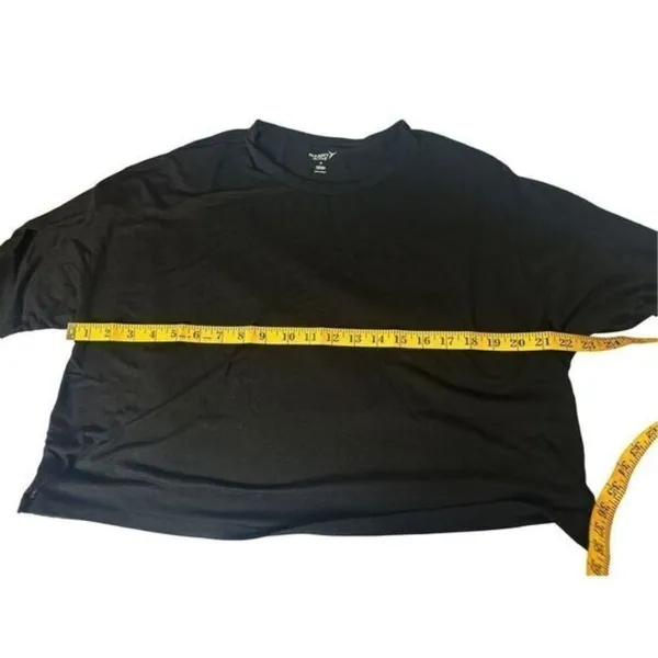 Old Navy Active Womens Black Medium T-Shirt Short Sleeve Stretch - Image 2