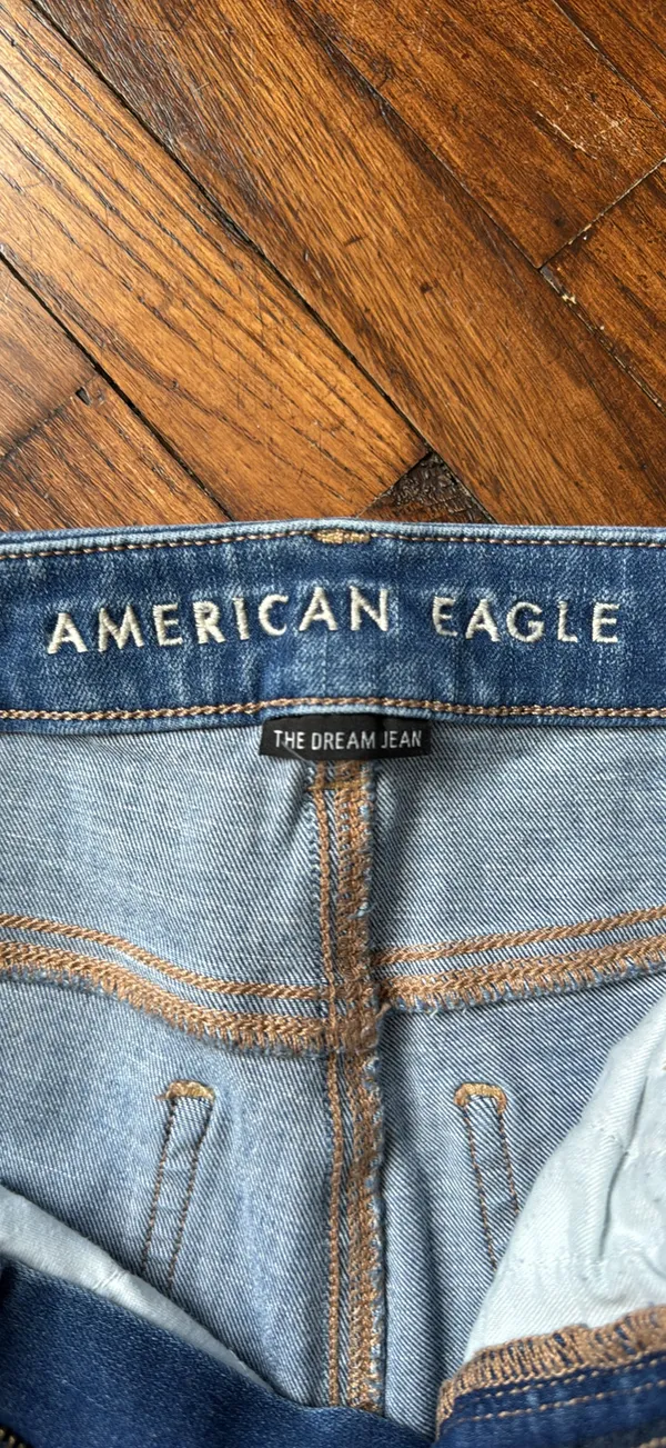 American Eagle Jeans - Image 3