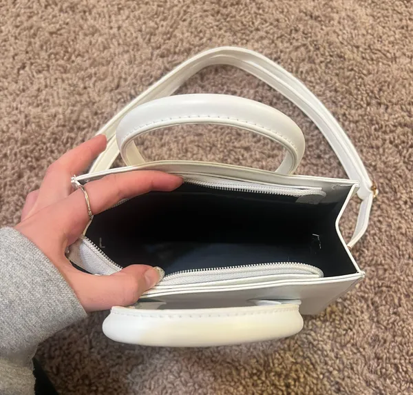 White Marshall’s Purse - Image 2