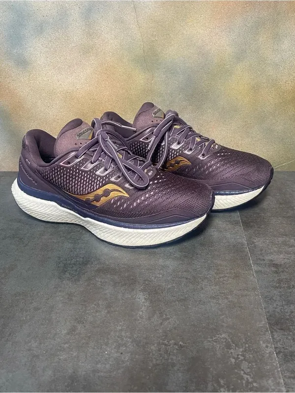 Saucony Triumph 18 Women's Purple Running Shoes S10595-20 Size 6 - Image 3