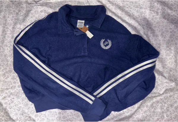 Reverse Fleece Cropped Polo Sweatshirt - Image 2