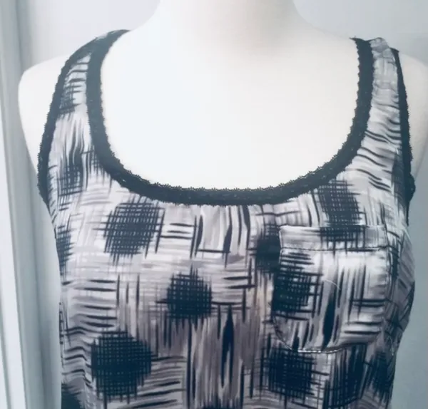 H.I.P. Abstract Graphic Pattern Tank Top - Image 3