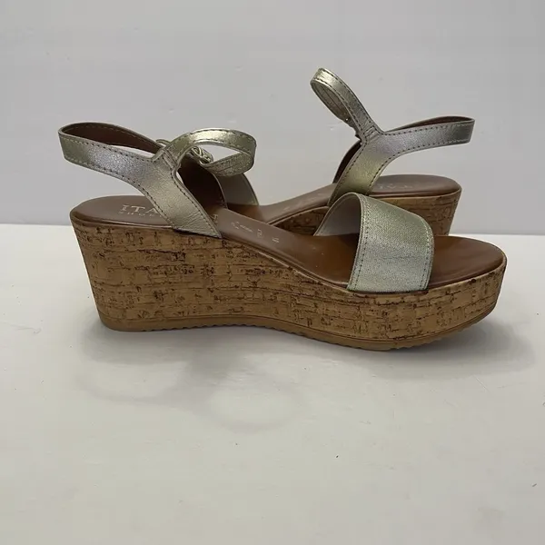 Italian Shoemakers Sandals Womens 8.5 Ankle Strap Gold Open‎ Toe Wedge Heels - Image 4