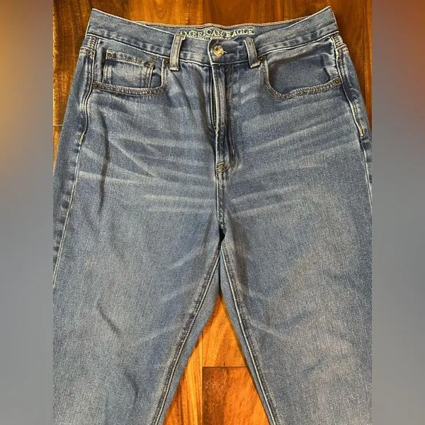 American Eagle Outfitters Mom Jeans - Image 5