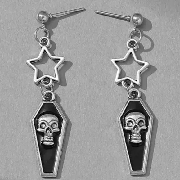 NWOT Alternative Halloween Emo Gothic Skull Star Retro Punk Dangle Earrings - Image 3
