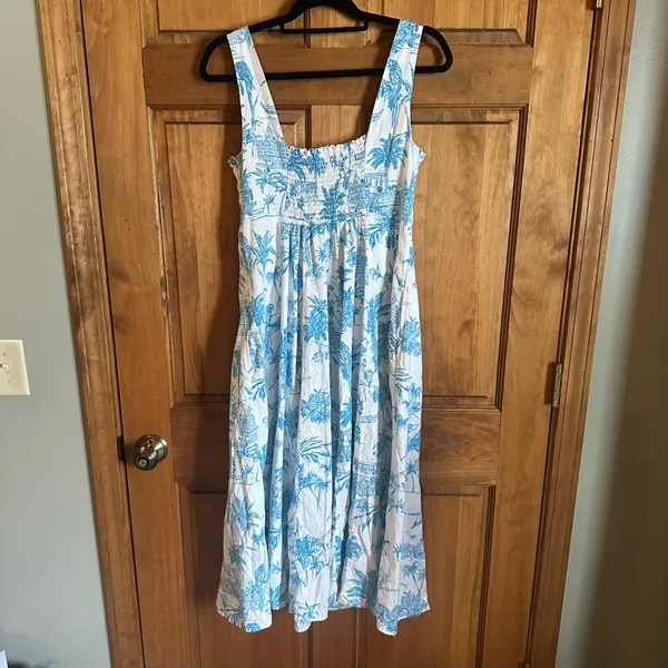 Joie White Midi linen blend beach Dress with Blue Botanical Print Size 6 - Image 7