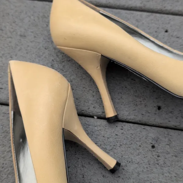 Vince Camuto Marc Fisher Light Yellow Pumps | Marc Fisher Pointed Toe Heels - Image 9