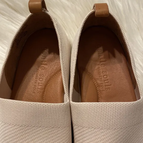 Gantle Souls by Kenneth Cole Espadrille Flats Upper Textile Lining Leather - Image 3