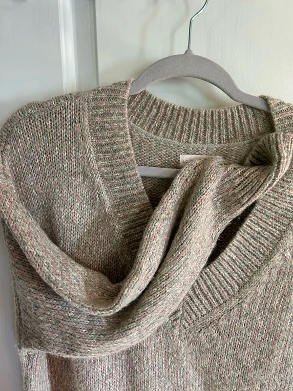 Lauren Conrad Sweater - Image 3