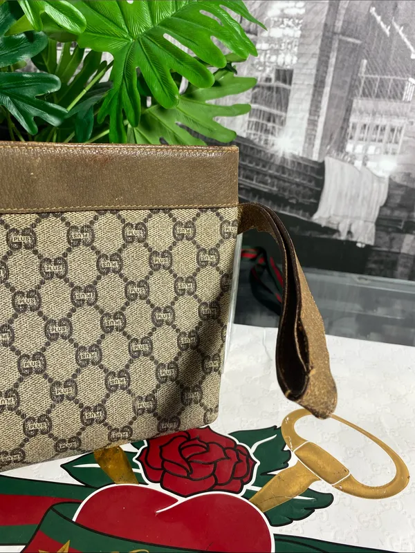 Authentic Gucci GG Plus Vintage bag - Image 12