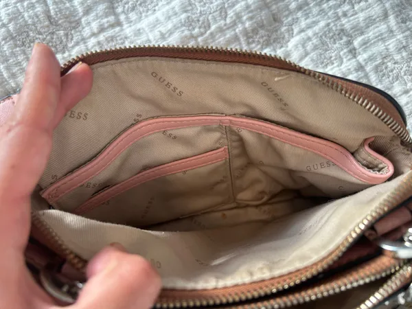 Guess Purse Brown - Image 9