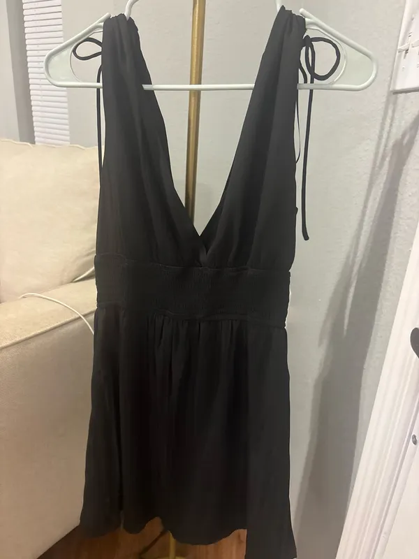 Le lis Black Mini Dress - Image 3
