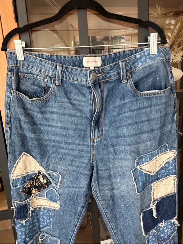 Sundance Driftwood Patchwork jeans Abbey mom Free People High Rise boyfriend boho floral - Image 11