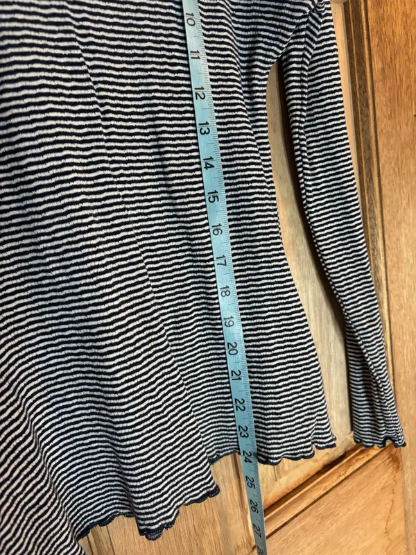 Lucky brand women Striped Long Sleeve Top size s - Image 3