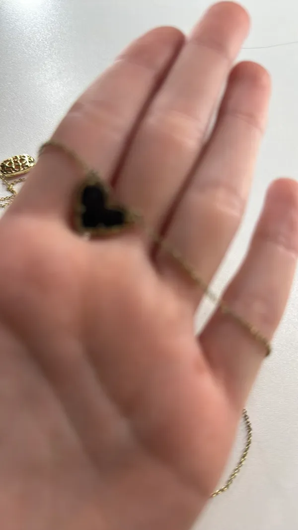 Kendra Scott Necklace Gold black heart - Image 3