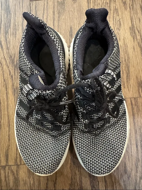 adidas Black & White Knit Sneakers - Image 4