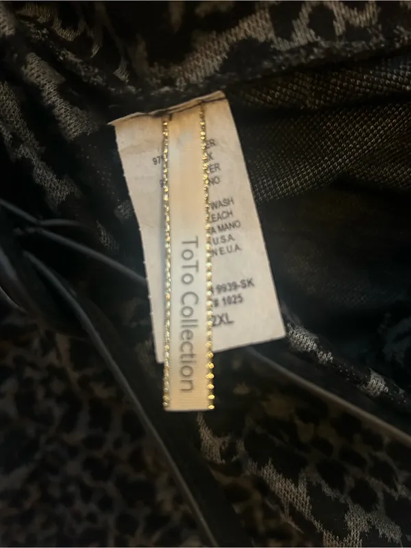 Plus size Black and Gray Leopard Print Ruched Mini Skirt with Belt 2X Stretchy. - Image 5