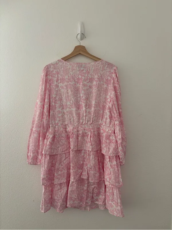 Roller Rabbit Women's Long Sleeve Sketched Floral Mini A-Line Dress in Pink - Image 4