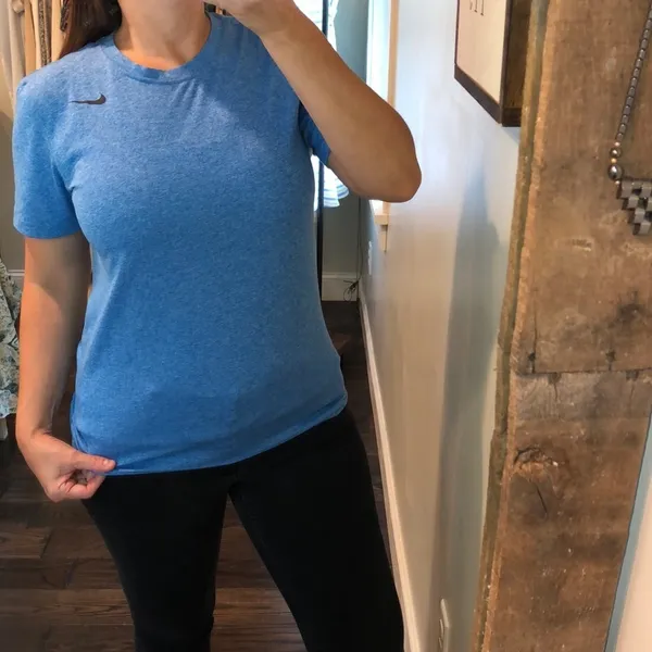 Nike Dri fit small blue athleisure gym/fitness top - Image 3