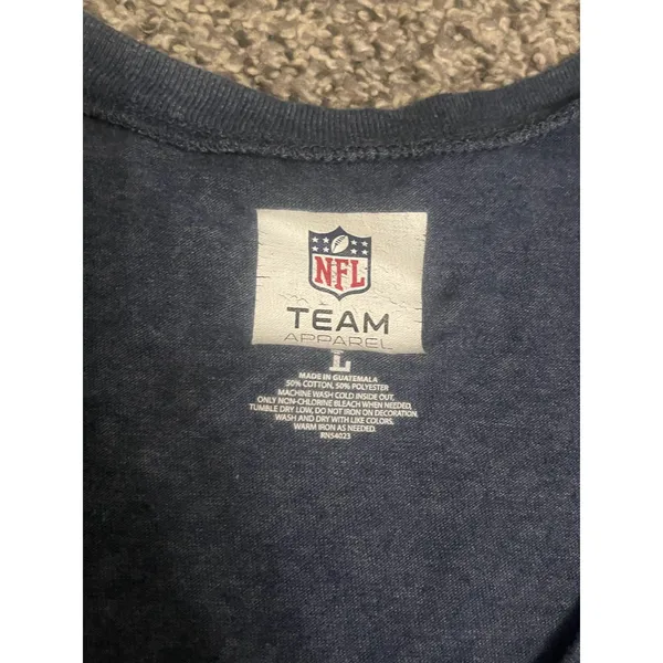 NFL Team Apparel Chicago Bears Short Sleeve Scoop Neck shirt L - Image 2