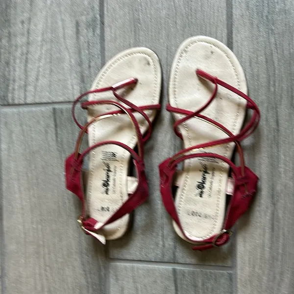 Red sandals Size 7 - Image 2